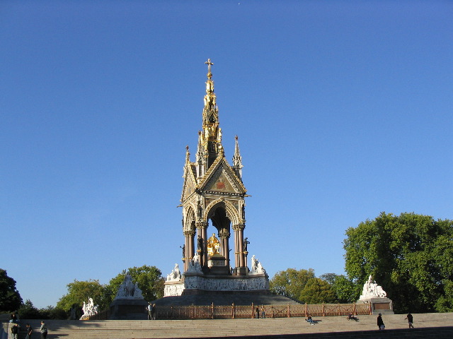 monumentoflove.jpg